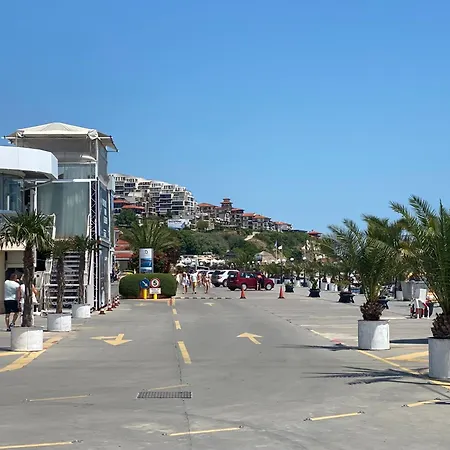 Horizon 4 'б' Apartment