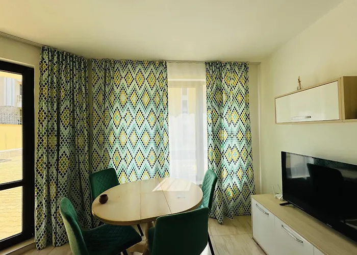 Horizon 4 'б' Apartment *