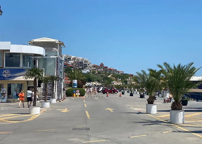 Horizon 4 'б' Apartment